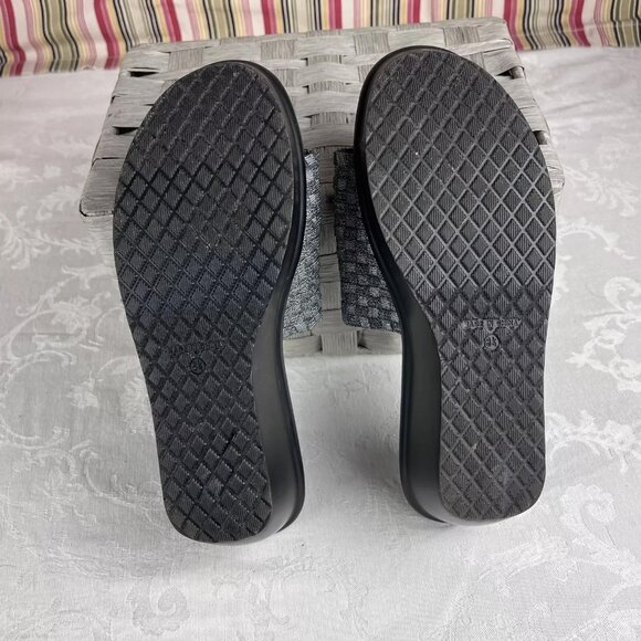 Nine West Womens Shoes Size 8.5 Silver Metaalic Textile Fabric Slide Wedge Heel - Picture 11 of 13